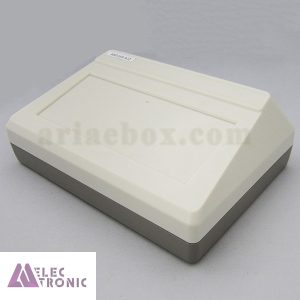 باکس پلاستیکی تجهیزات الکترونیکی شیبدار رومیزی ABD168-A12 با ابعاد 70×145×200 میلی متر